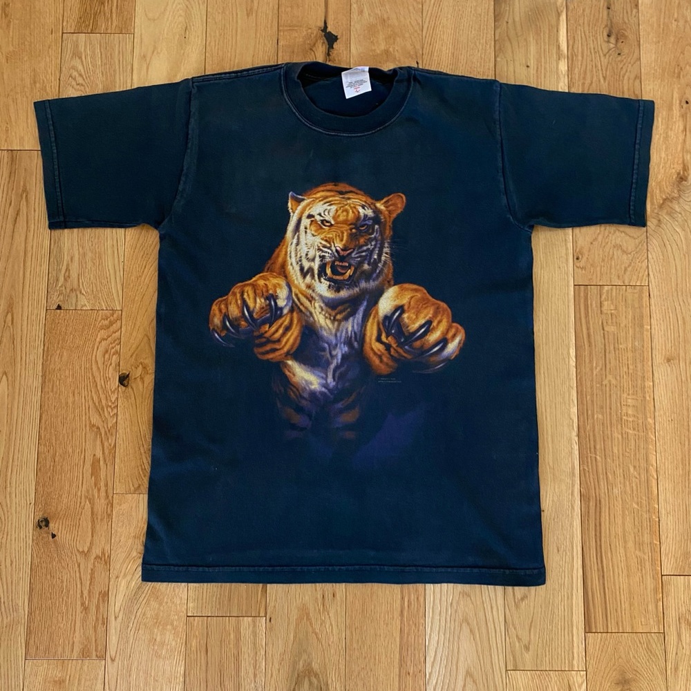 Y2K / 00’s Animal TShirt